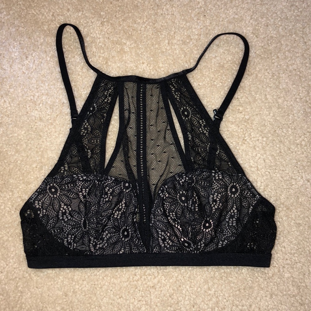 Victoria Secret Black And Tan Floral Lace Bralette - Picture 1 of 4